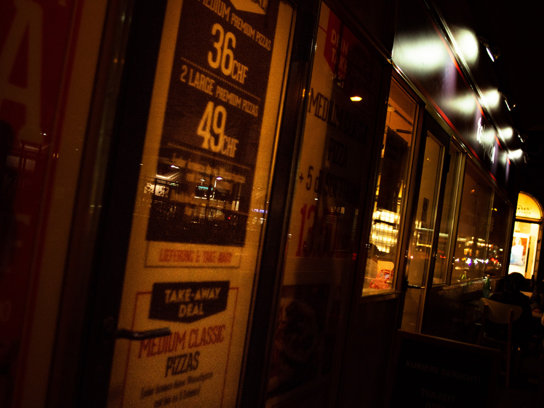 Citylife streetphotography Colors